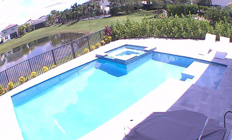2nd image of 1021 Veleiros Blvd