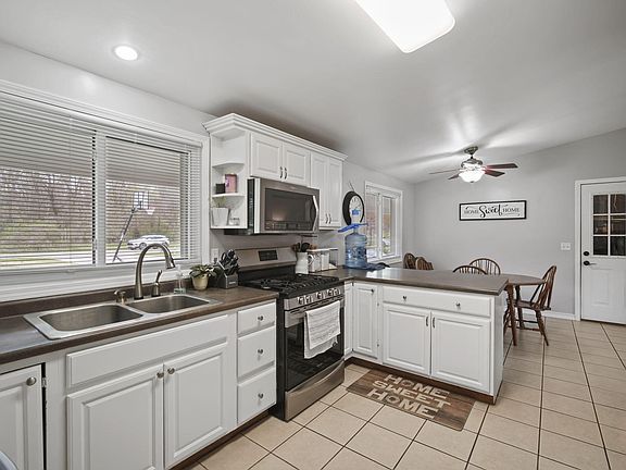5th image of 141 Harper Creek Dr