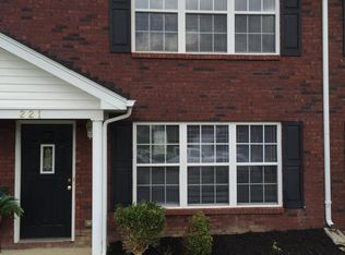 221 Miles Dr, Shepherdsville, KY 40165