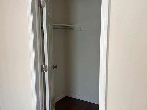 4th image of 3882 La Rosa Dr #3882