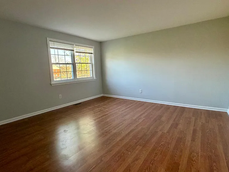 9798 Hagel Cir — Photo 13
