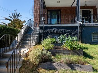 401 E Sharpnack St, Philadelphia, PA 19119