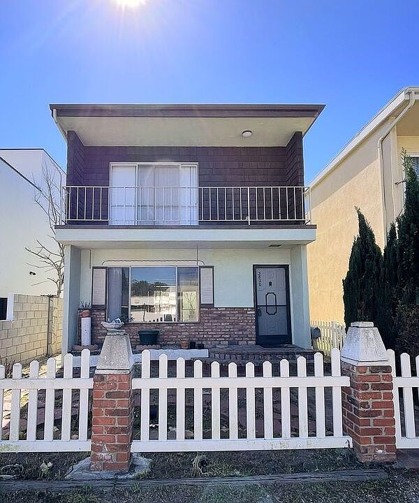 1st image of 3820 W 242nd St