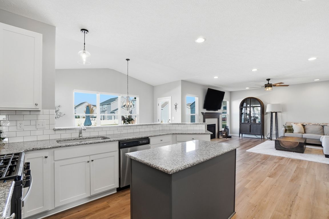 next background image