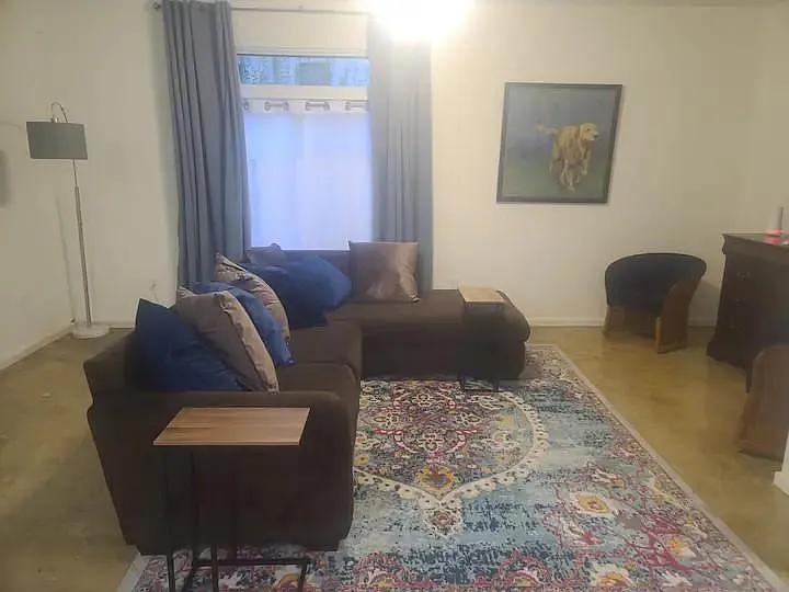 1 bed, 700 sqft, $925 — Photo 2
