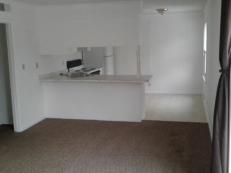 150 Mayhew Rd #D3 — Photo 2