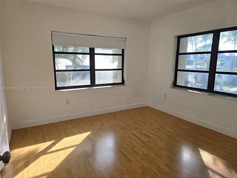 7925 SW 104th St #201-E — Photo 23