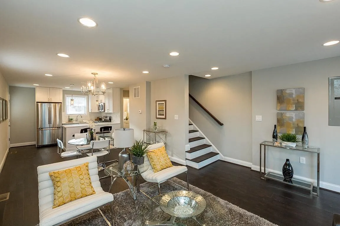 3 bed, 1500 sqft, $3,900 — Photo 2