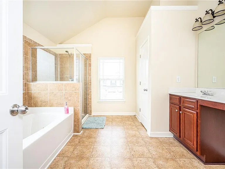 7761 Sylvaner Ln — Photo 37