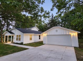 703 N Neal St, Commerce, TX 75428