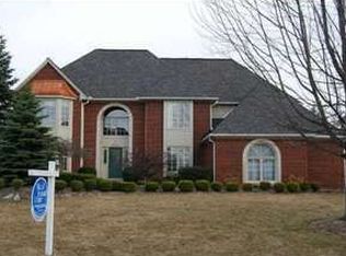 3619 Aynsley Dr, Rochester Hills, MI 48306
