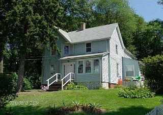 2nd image of 120-122 Railroad Ave