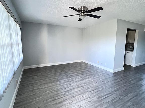 3rd image of 300 SW 134th Way APT 404E