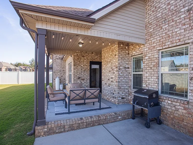 221 Waldron View Dr — Photo 48