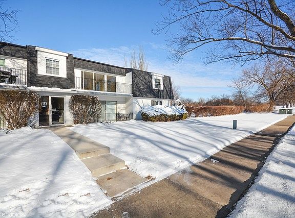2nd image of 1125 E Royal Street George #205