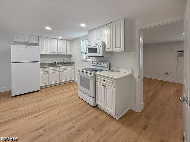 204 2nd St #2 — Photo 4