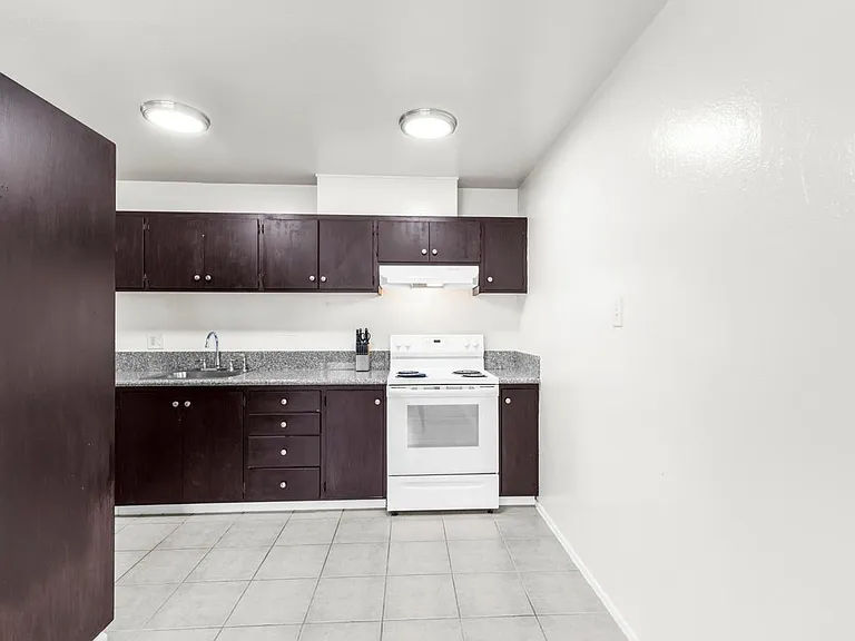 2500 Dana St #4 — Photo 2
