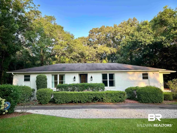 105 Ridgelawn Dr E, Mobile, AL 36608
