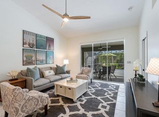 5368 Whitten Dr #34, Naples, FL 34104
