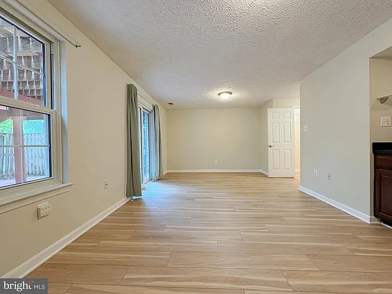 3946 Rosebay Ct — Photo 30