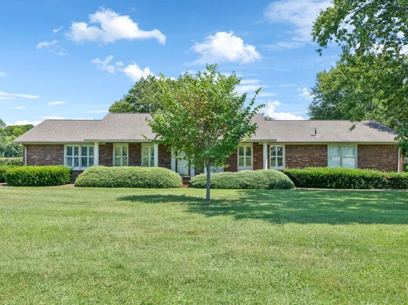 1336 Sharp Springs Rd, Decherd, TN 37324