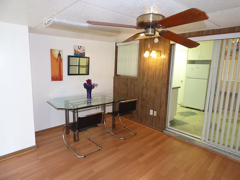 1358 Arrow St — Photo 8