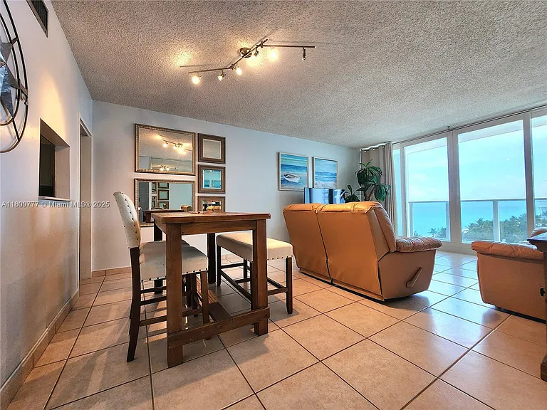 3505 S Ocean Dr #815 — Photo 8