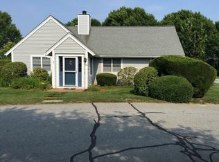 221 Corey Ln #1, Middletown, RI 02842