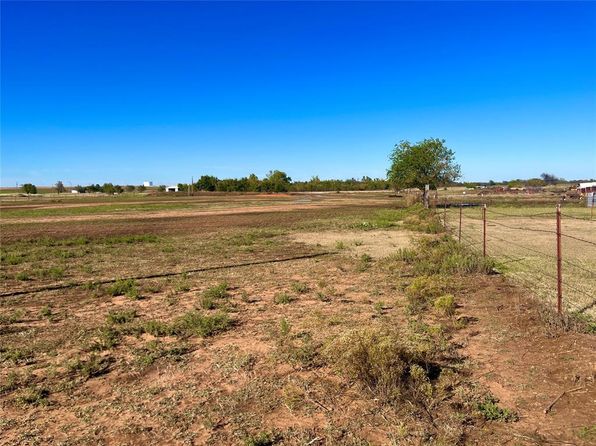 Fox Ln, Tuttle, OK 73089
