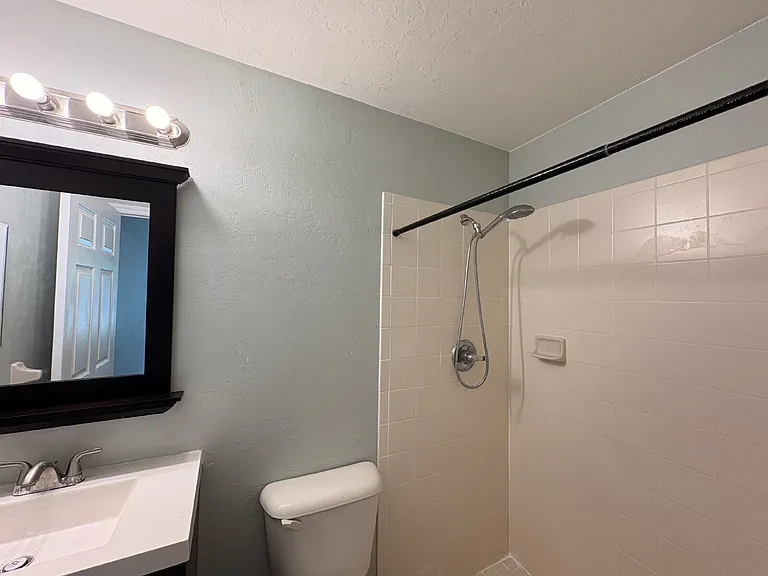 644 NW 66th Pl — Photo 20