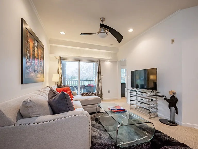 4100 Sand Piper Dr #4105 — Photo 15
