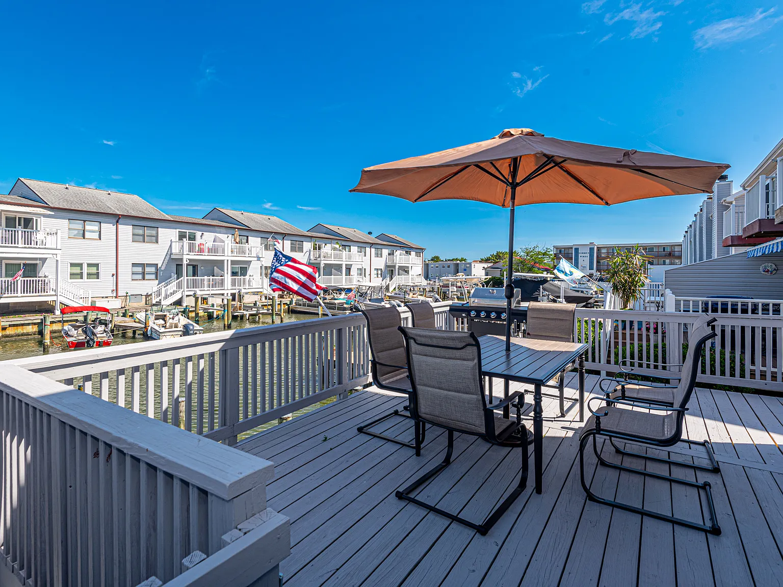 2 bed, 1.5 bath, 1172 sqft, $2,500 — Photo 4