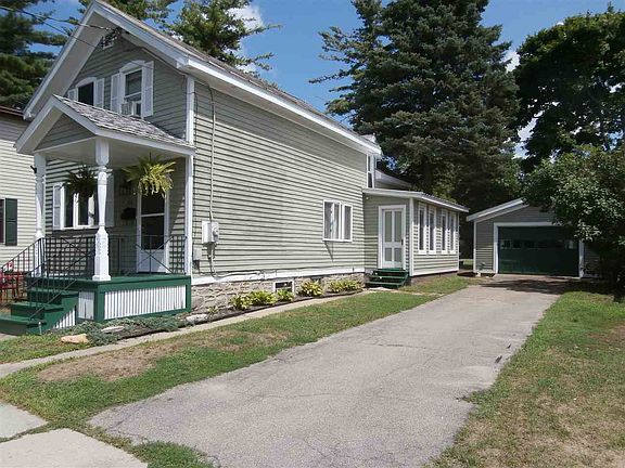 3rd image of 816 Elizabeth St