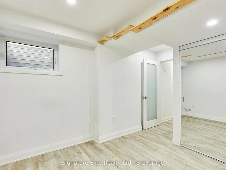 157 Dovercourt Rd #BASEMENT — Photo 11