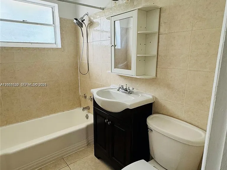 1755 NE 116th Rd #17 — Photo 4
