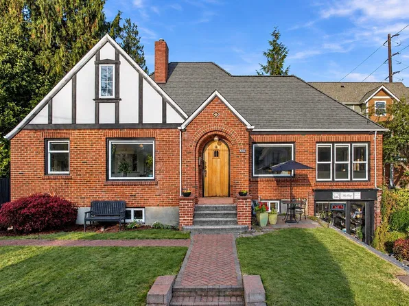 606 First Street, Snohomish, WA 98290