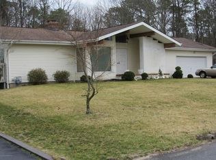 523 Trenton Ave S, Bayville, NJ 08721