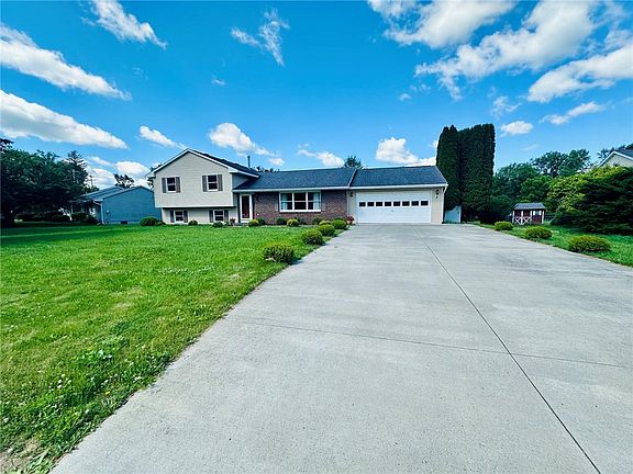 3rd image of 3 Katie Ln
