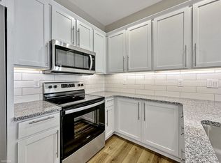 10164 Stark Dr, West Des Moines, IA 50266