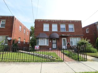 5557 Chillum Pl NE, Washington, DC 20011