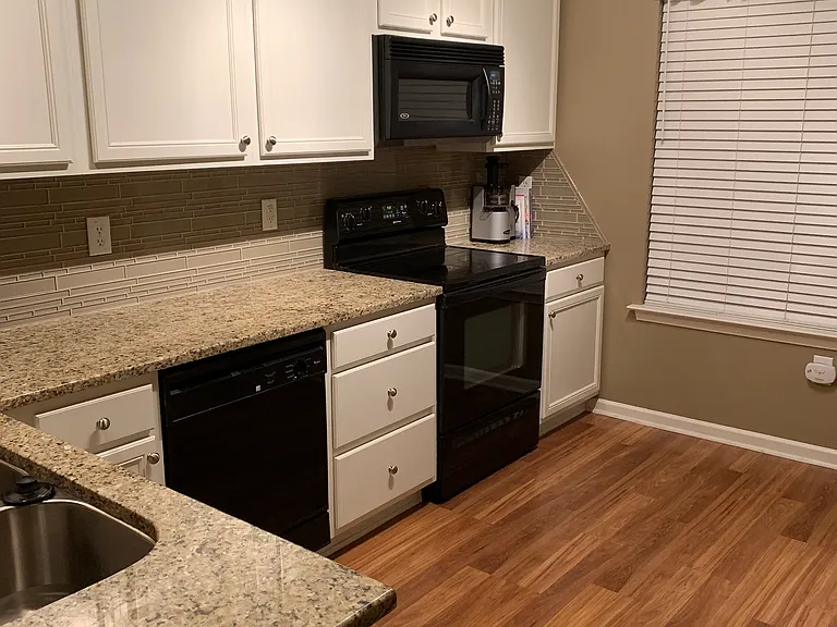 8432 Central Dr — Photo 6