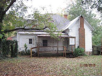 2nd image of 38 Combs St