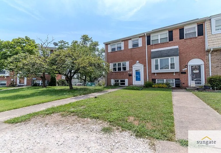945 Stormont Cir — Photo 35