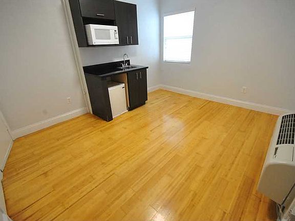 2nd image of 7610 Byron Ave APT 7B