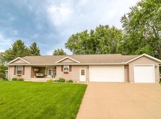 1610 E Cleveland St, Marshfield, WI 54449