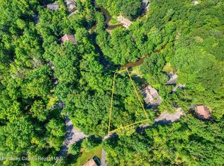 5 Woodpecker Court, Athens, NY 12015