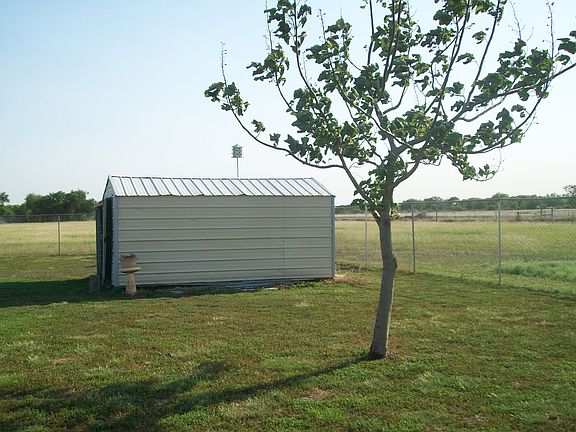 5th image of 272 E County Road 303