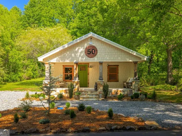 50 River St, Blue Ridge, GA 30513