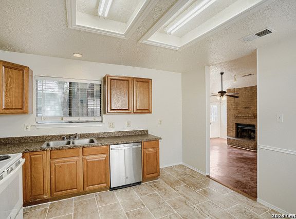 3rd image of 6206 Candleview Ct