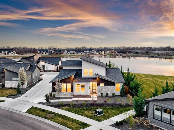 8389 W Shams Ln, Eagle, ID 83616